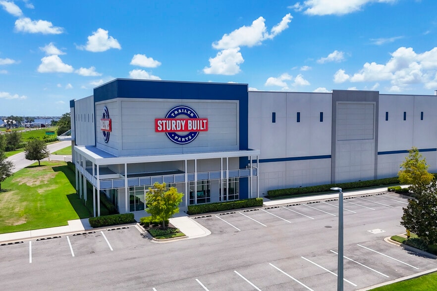 More Photos Of 2216 51st Ave E, Palmetto Unknown For Lease