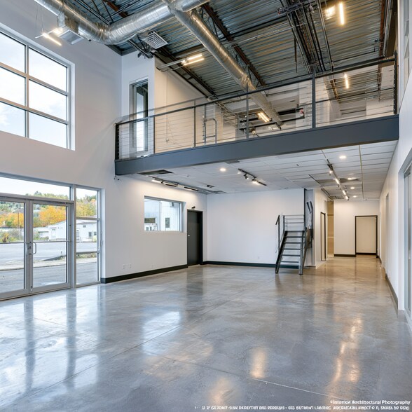 More Photos Of 20225 State 71 Hwy, Spicewood Flex For Lease