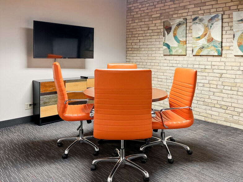 More Photos Of 333 N Washington Ave, Minneapolis Coworking Space