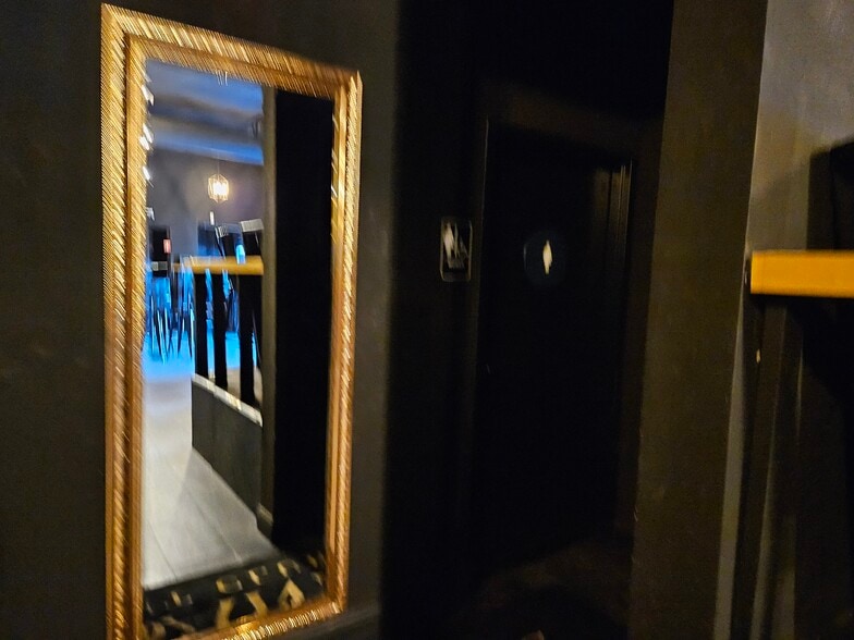 More Photos Of 601-611 H St, Modesto Storefront For Sale