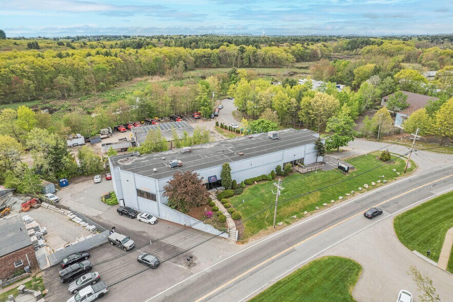 More Photos Of 66 Concord St, North Reading Light Distribution For Lease