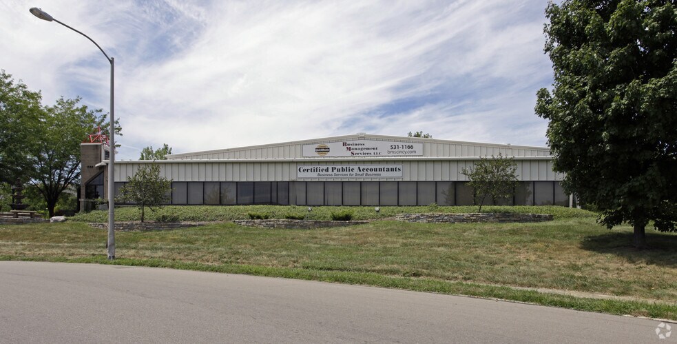 More Photos Of 1550 Magnolia Dr, Cincinnati Warehouse For Lease