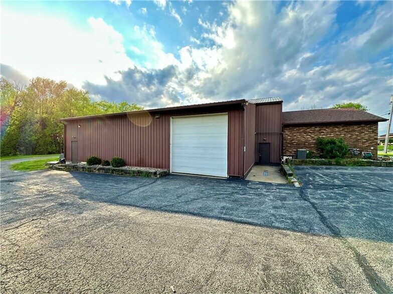 More Photos Of 20 Henderson Ln, West Middlesex Industrial For Sale