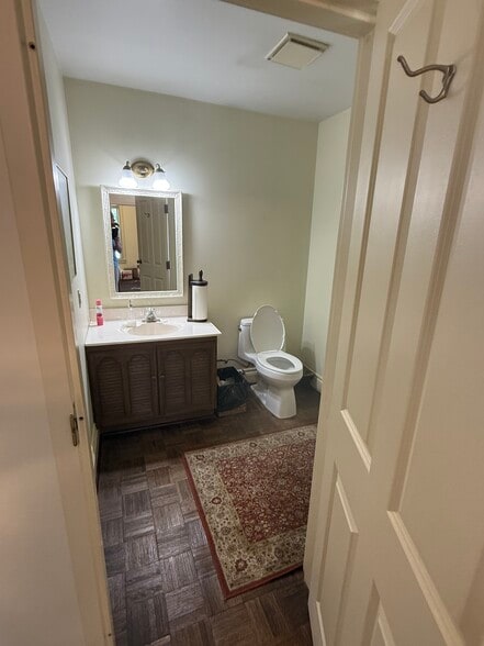 More Photos Of 1050 Boyce Rd, Pittsburgh Office For Sale