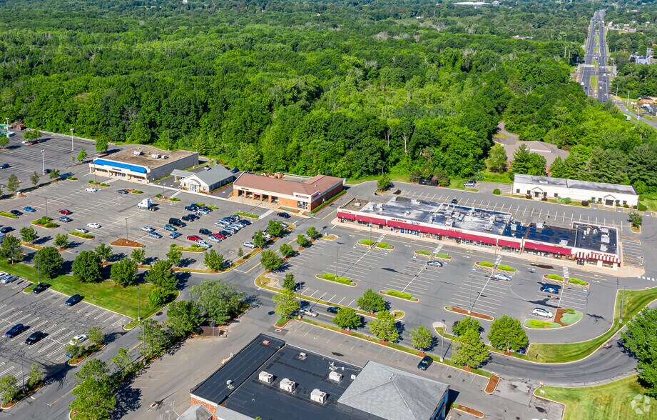 More Photos Of 331 Cottage Grove Rd, Bloomfield Freestanding For Lease