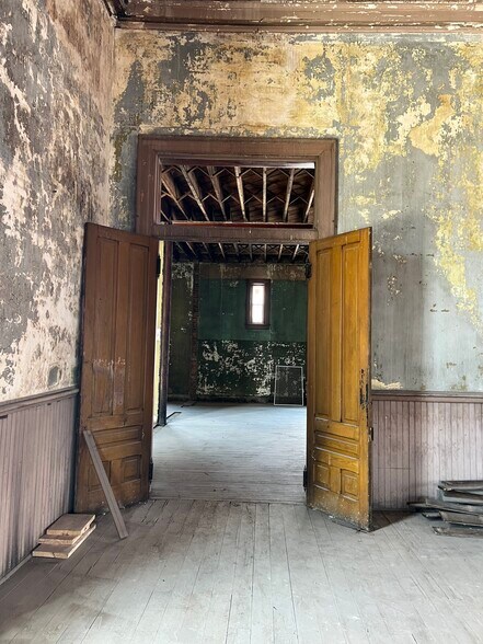 More Photos Of 112 W Main St, Troy Storefront For Sale