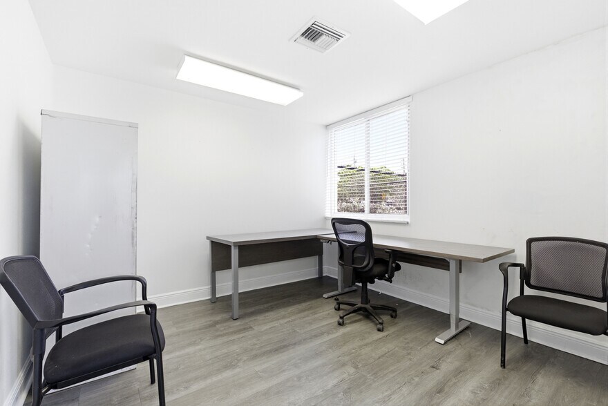More Photos Of 611 NE 13th St, Fort Lauderdale Loft Creative Space For Lease