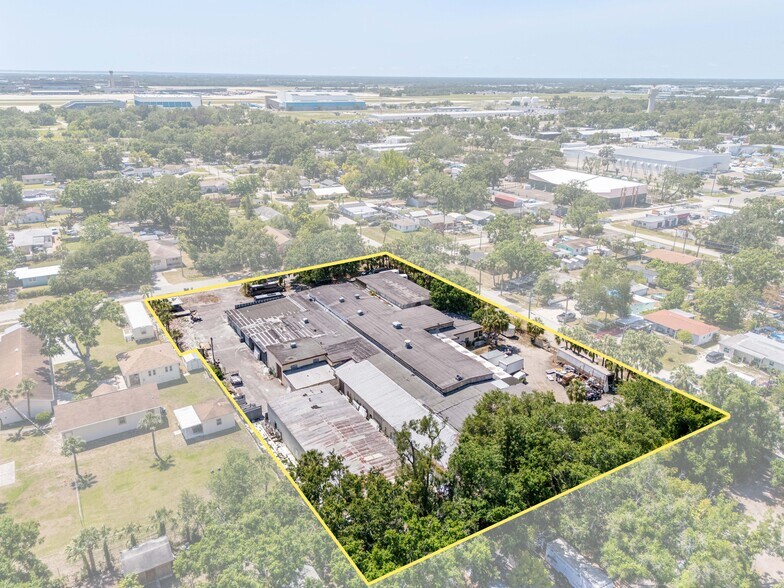 More Photos Of 4214 W Virginia Ave, Tampa Warehouse For Lease