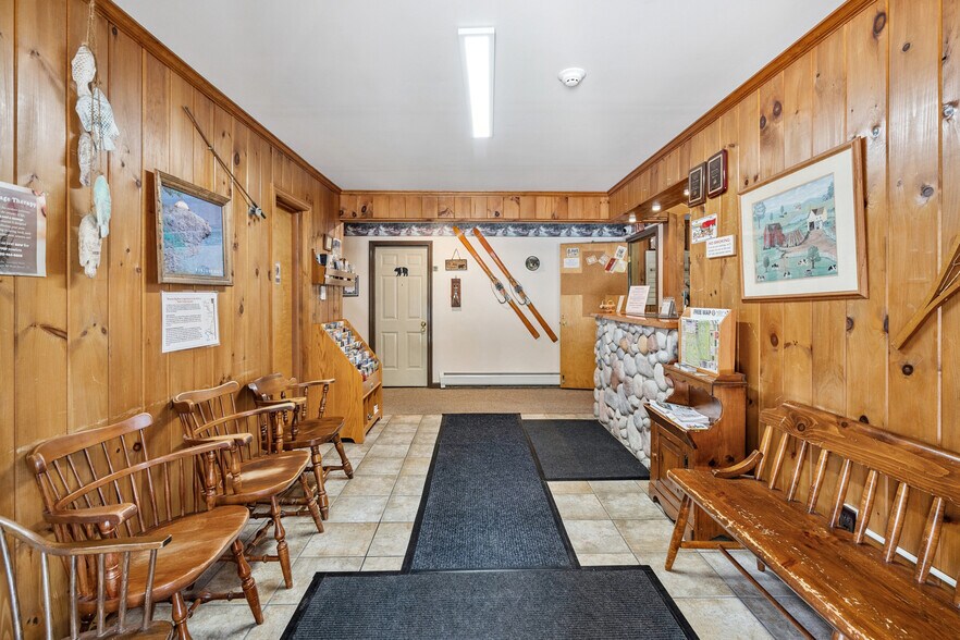 More Photos Of 344 Vt Route 100, West Dover Hotel For Sale