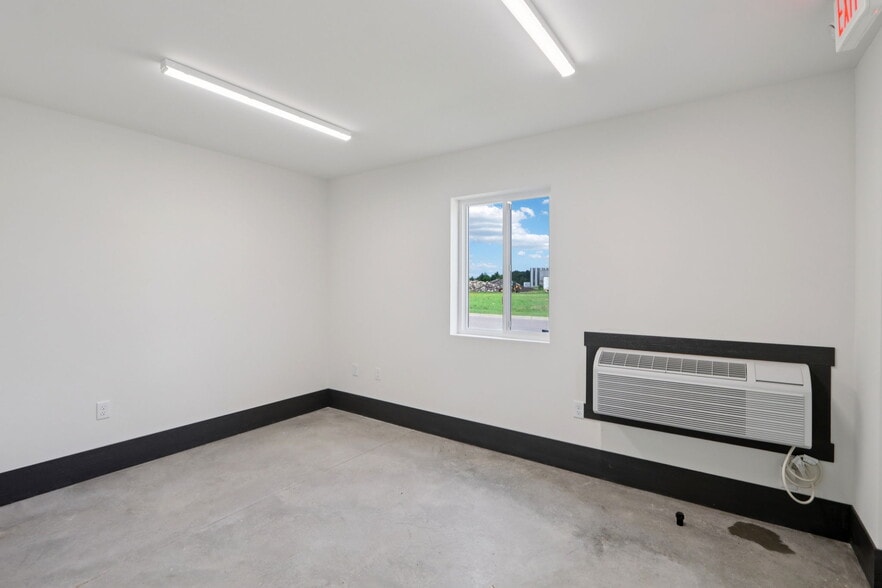 More Photos Of 407 Wengel dr, Reedsburg Light Manufacturing For Sale