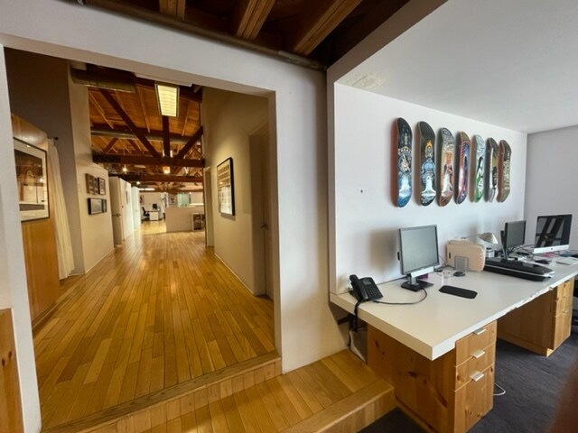 More Photos Of 2254 S Sepulveda Blvd, Los Angeles Loft Creative Space For Sale
