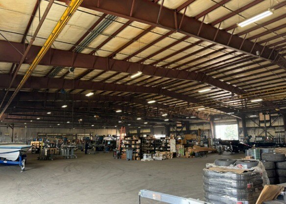 More Photos Of 168 S Spruce Ave, Rialto Warehouse For Sale