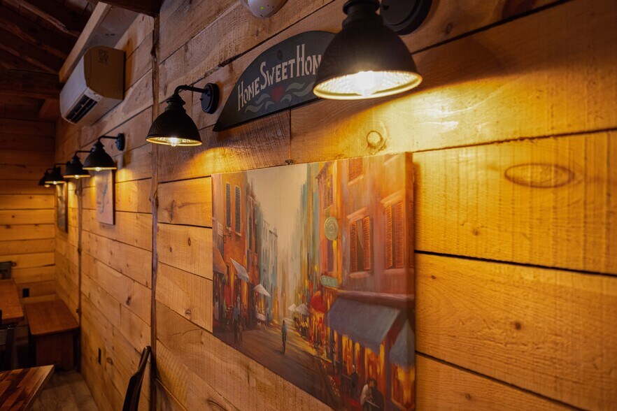 More Photos Of 121 Main Ave, Hawley Restaurant For Lease