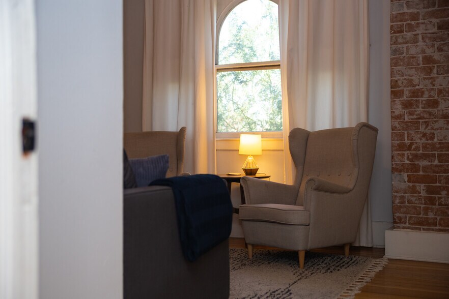 More Photos Of 531 E Lynwood St, Phoenix Office Residential For Sale