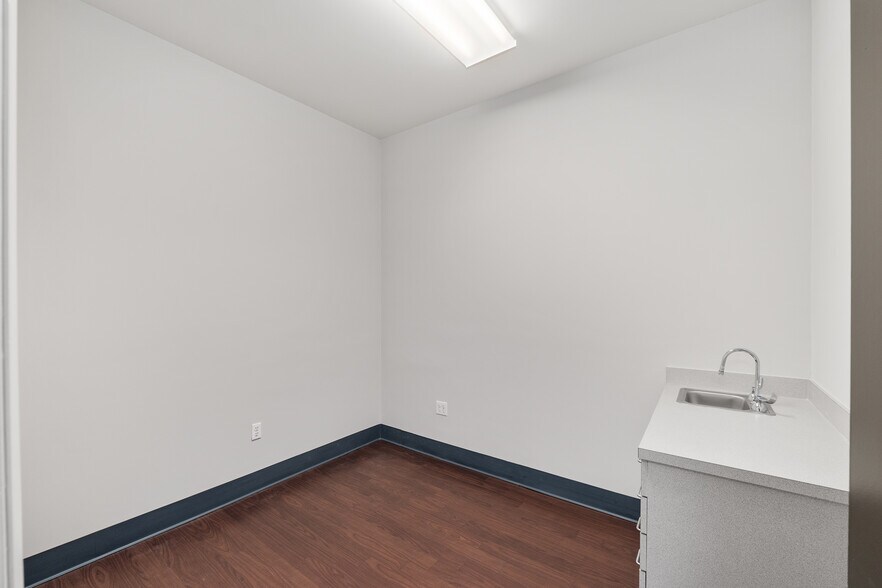 More Photos Of 1014 NW 57th St, Gainesville Medical For Lease