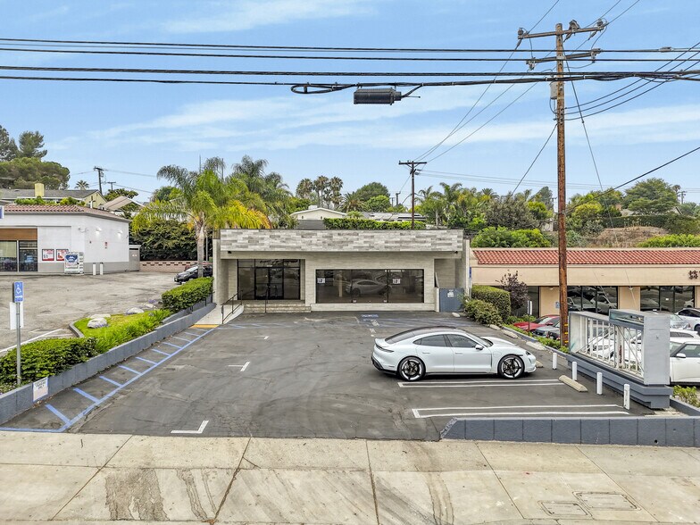 More Photos Of 29413 S Western Ave, Rancho Palos Verdes Freestanding For Lease