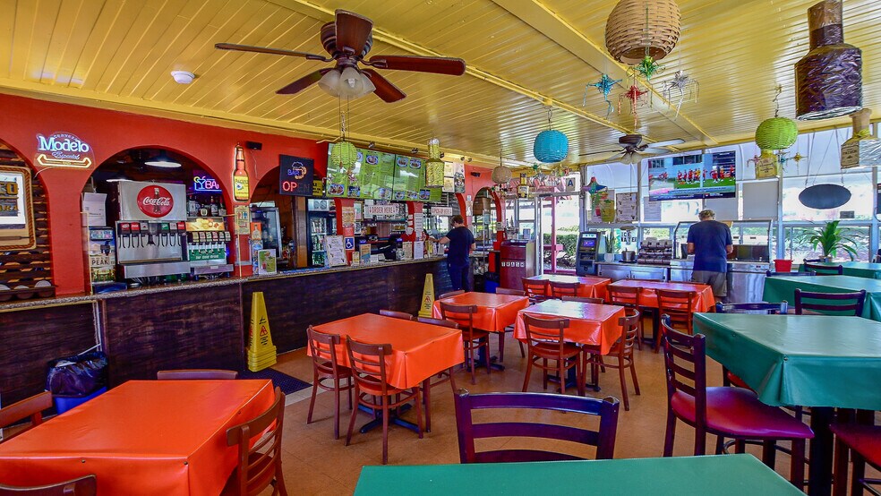 More Photos Of 5504 La Jolla Blvd, La Jolla Fast Food For Sale