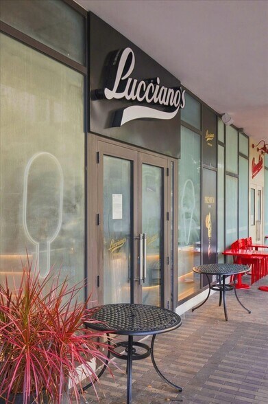 More Photos Of 2920-2950 NE 207th St, Aventura Unknown For Lease