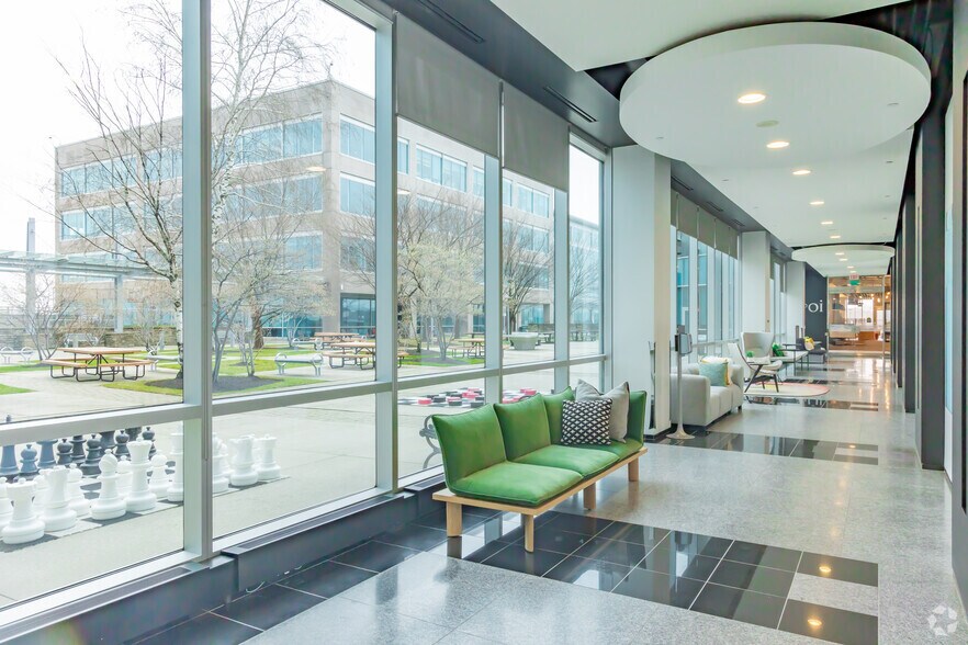 More Photos Of 3389 Steeles Ave E, Toronto Office For Lease