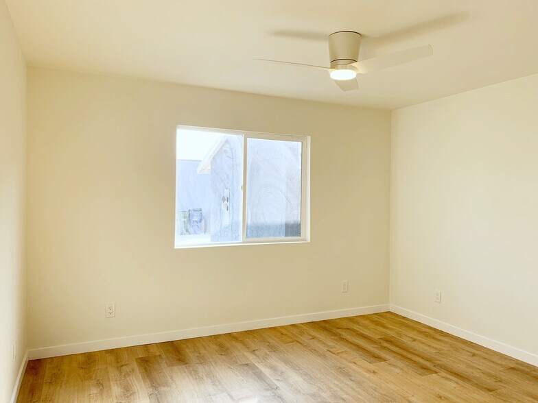 More Photos Of 11835 Gale Ave, Hawthorne Multifamily For Sale