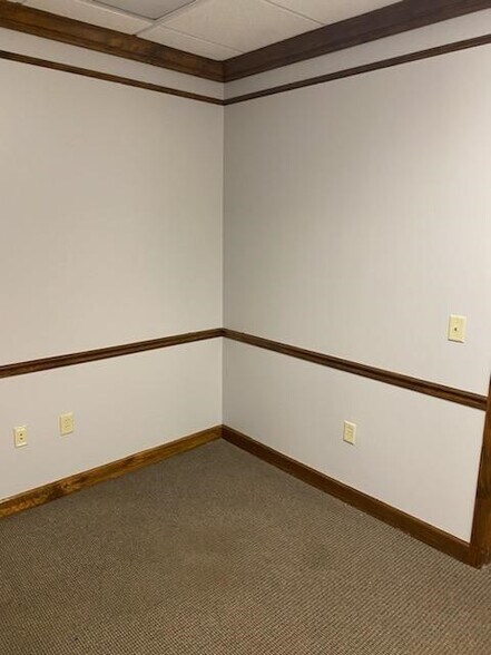 More Photos Of 1514 Mathis Ferry Rd, Mount Pleasant Light Distribution For Lease