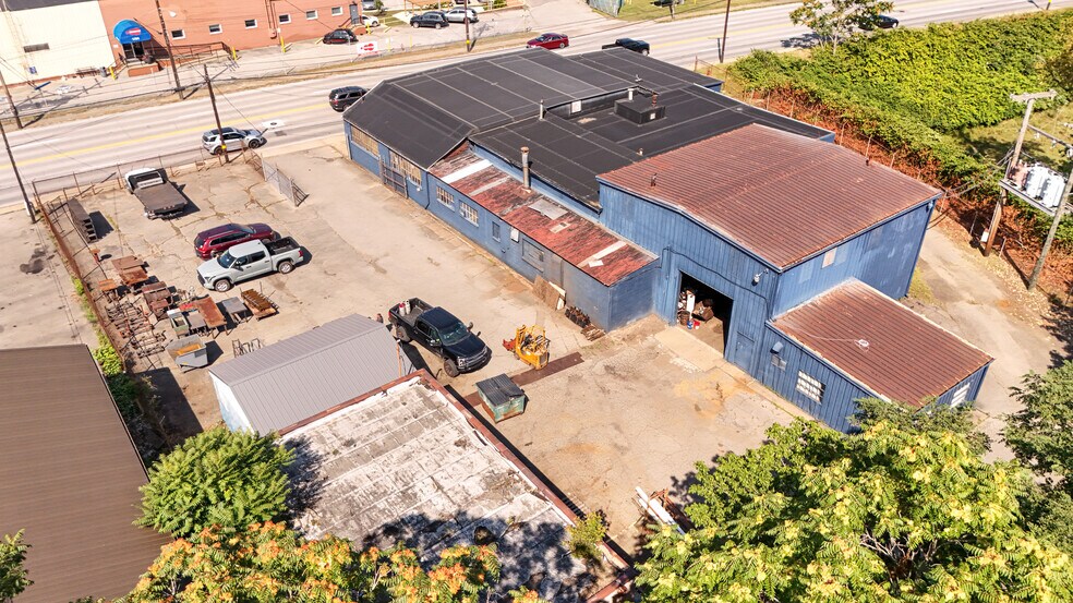 More Photos Of 1702 Wheeling Ave, Glen Dale Manufacturing For Sale