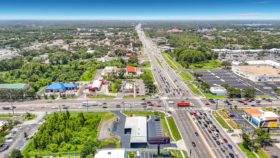 More Photos Of 8338 N Dale Mabry Hwy, Tampa Showroom For Sale