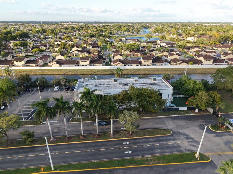 More Photos Of 6545 NW 169th St, Hialeah Medical For Sale