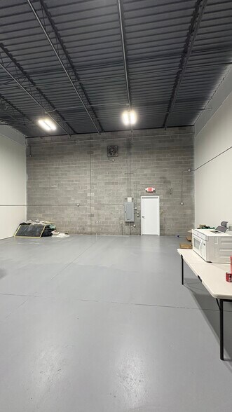 More Photos Of 4995 Buford Hwy, Peachtree Corners Light Distribution For Lease