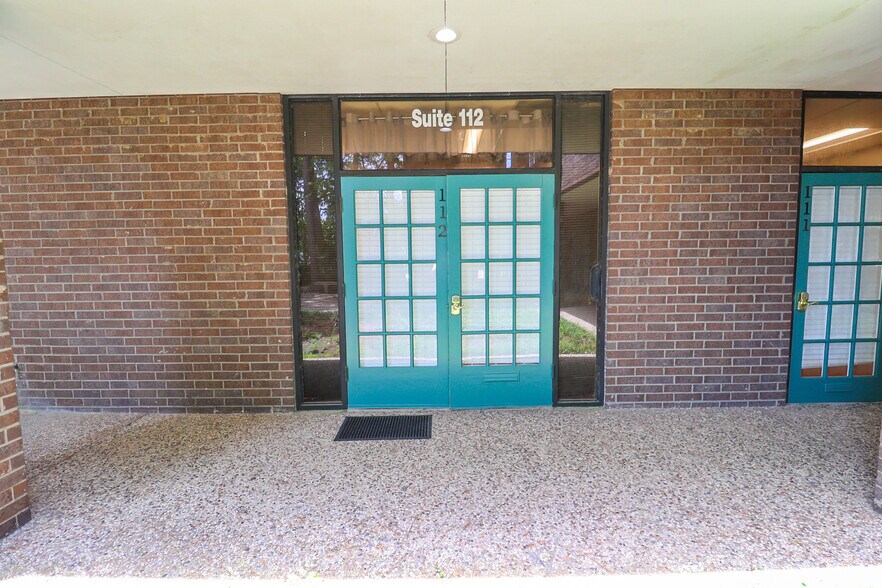 More Photos Of 13131 Champions Dr, Houston Medical For Lease