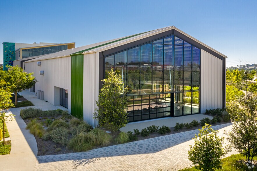 More Photos Of 1730 Flight Way, Tustin Unknown For Lease