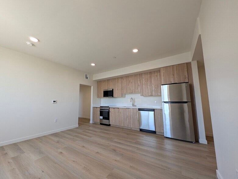 More Photos Of 1156 W Florence Ave, Los Angeles Apartments For Sale