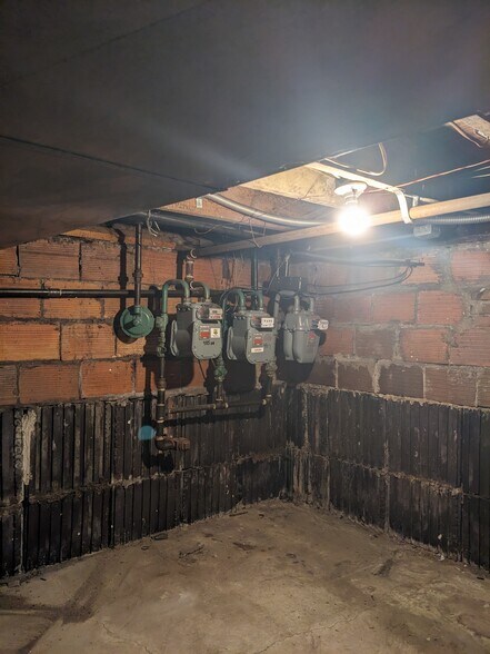 More Photos Of 485-487 Front St, Berea Office Residential For Sale