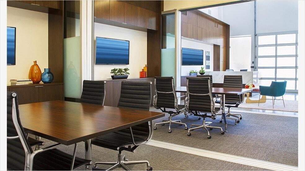 More Photos Of 130 Arena St, El Segundo Loft Creative Space For Lease