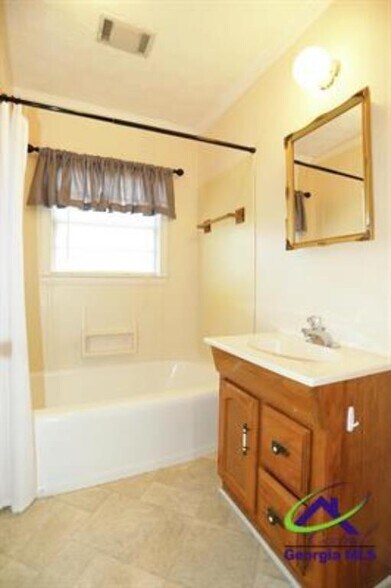 More Photos Of 242 Eastman hwy, Hawkinsville Land For Sale