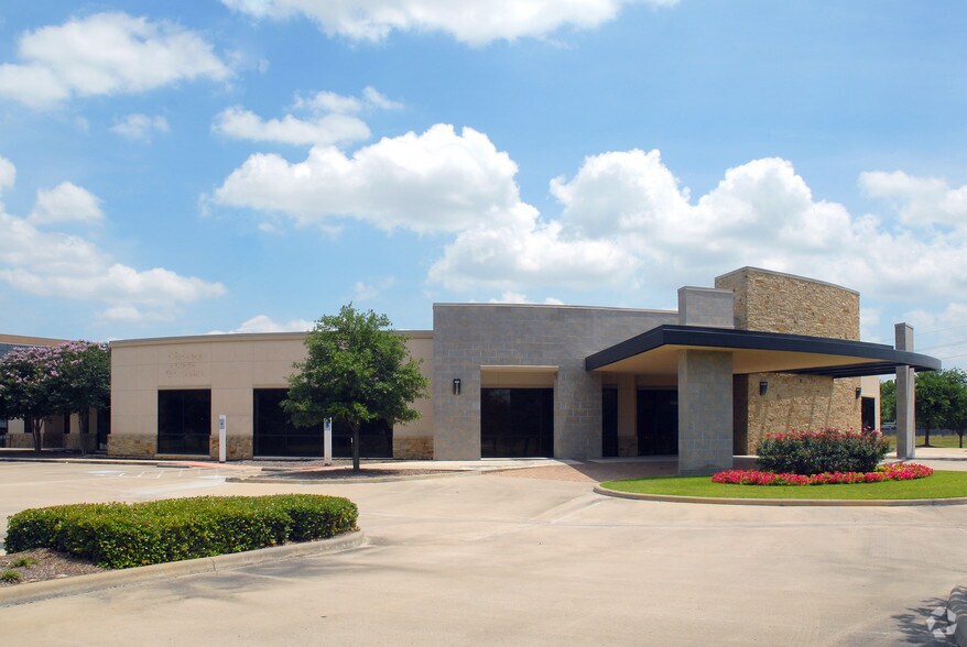 More Photos Of 11321 Fallbrook Dr, Houston Medical For Lease