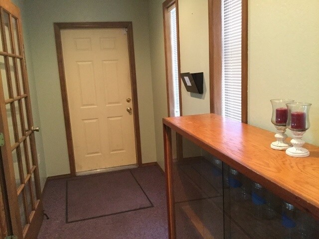 More Photos Of 1102 S Mena St, Mena Medical For Lease