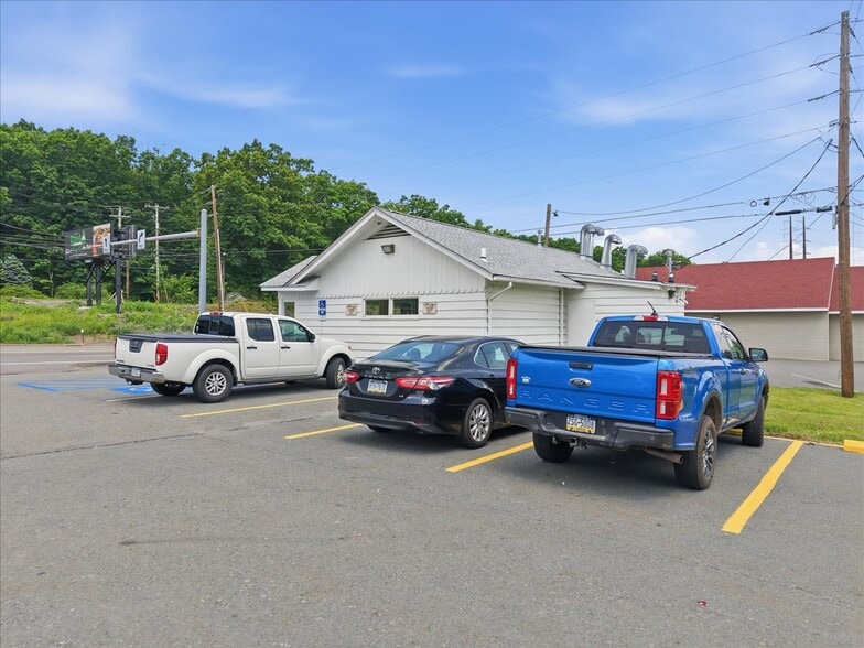 More Photos Of 44 Welwood Ave, Hawley Freestanding For Sale