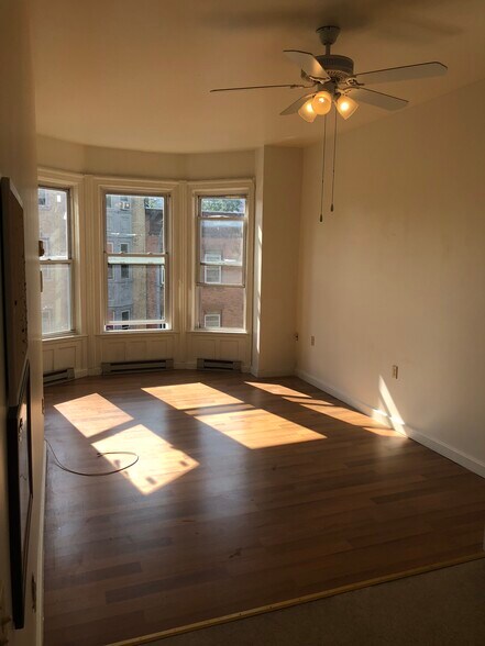 More Photos Of 150 4th St, Troy Apartments For Sale