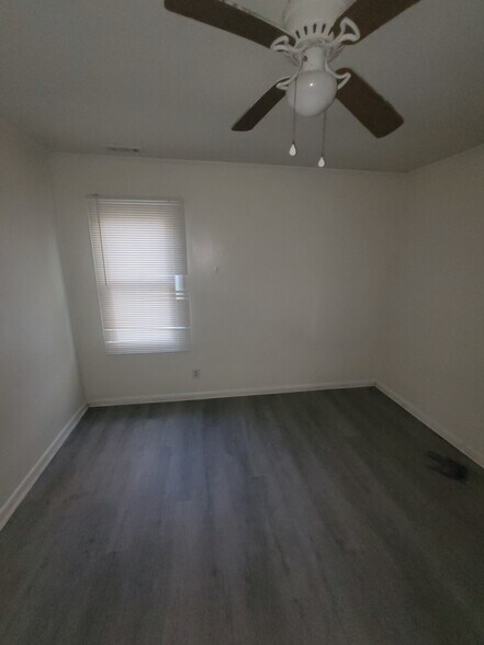 More Photos Of 1458 W 32nd St, Indianapolis Apartments For Sale