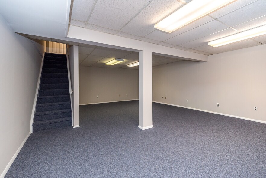 More Photos Of 301 S Main St, Doylestown Medical For Sale