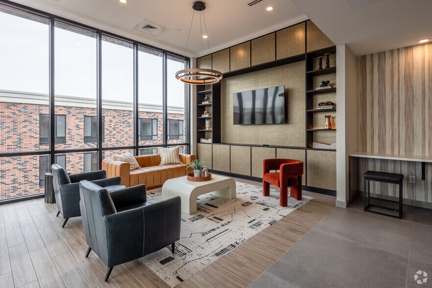 More Photos Of 150 Main St, Hackensack Apartments For Lease