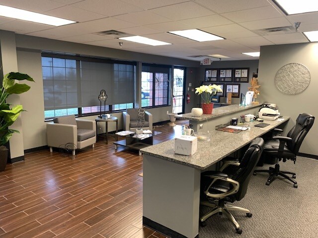 More Photos Of 3730 S Elizabeth St, Independence Medical For Lease