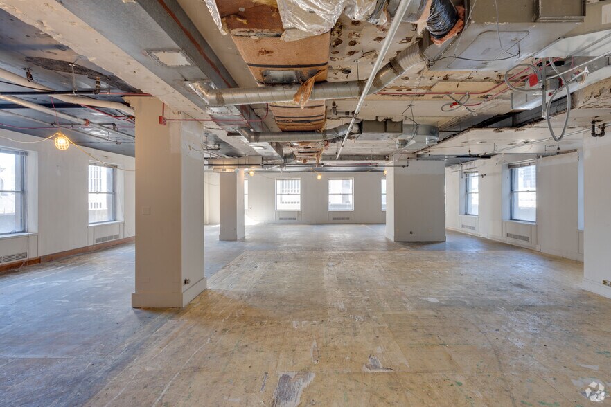 Photo of 24th Floor Ste 2440