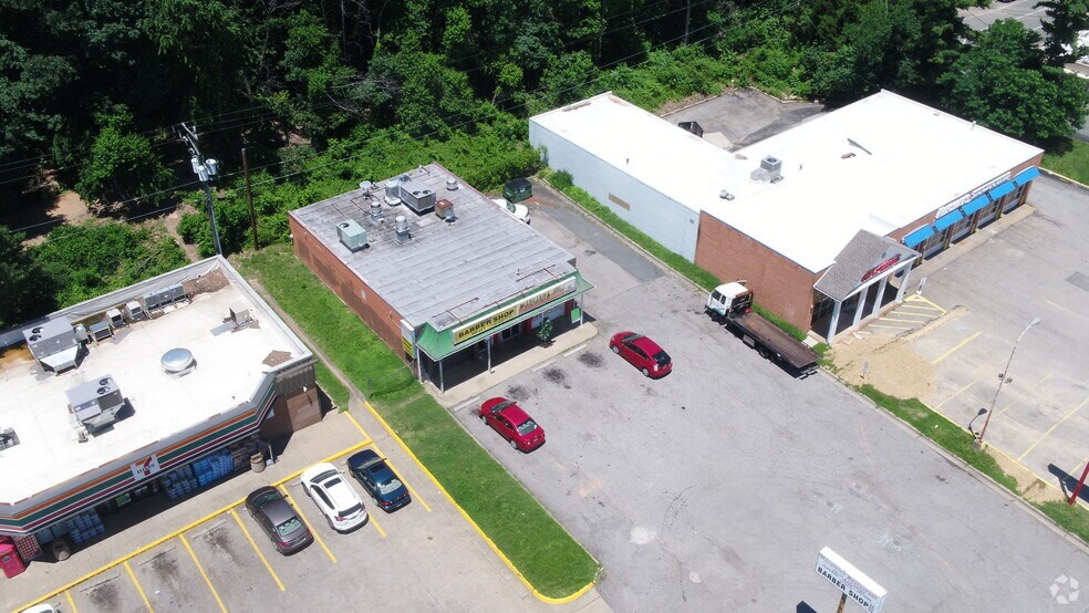 More Photos Of 13986 Jefferson Davis Hwy, Woodbridge Freestanding For Sale