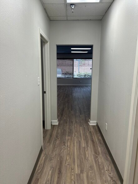 More Photos Of 3200 S Shackleford Rd, Little Rock Flex For Sale
