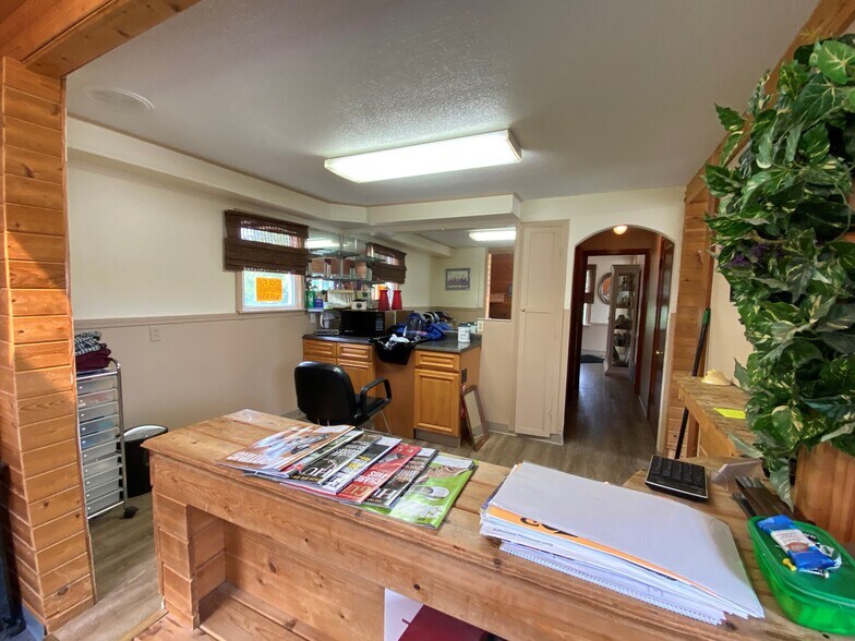 More Photos Of 2404 Union Rd, Cheektowaga General Retail For Sale