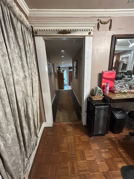 More Photos Of 4 Beck St NW, Atlanta Storefront Retail Office For Sale