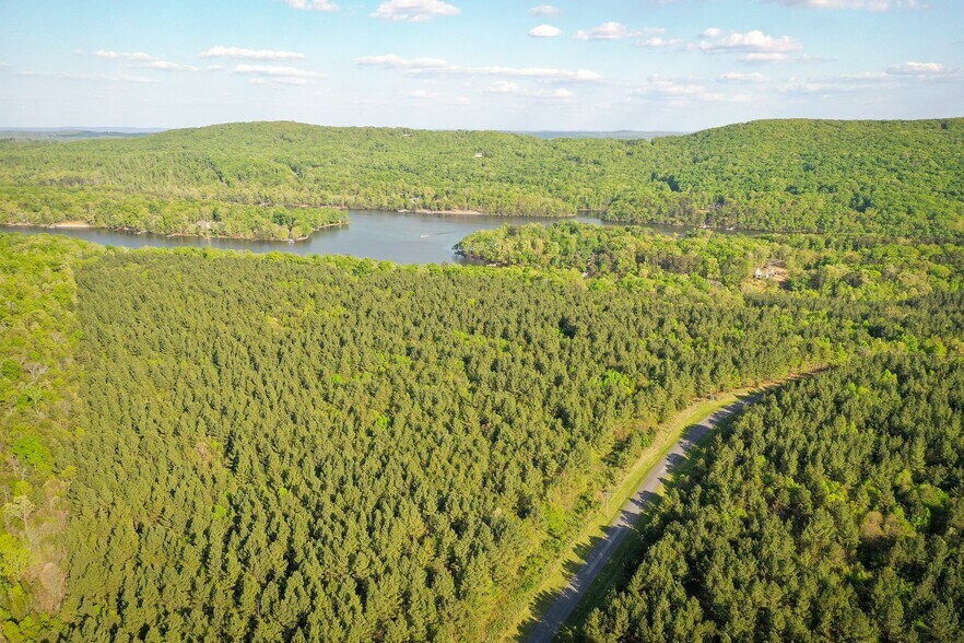 More Photos Of 1084 Stoney Pointe, Lexington Land For Sale