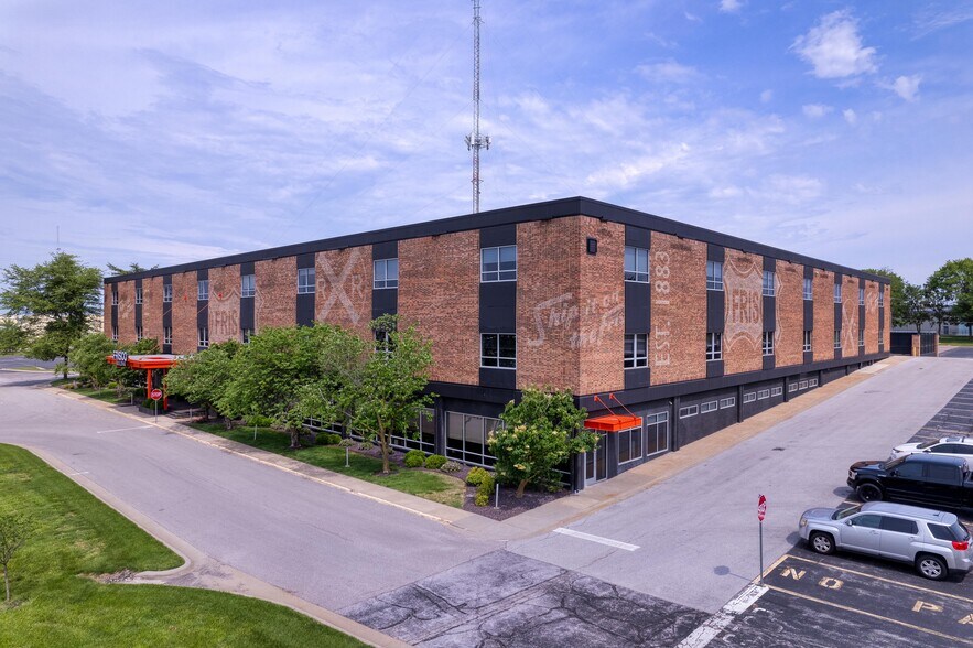 More Photos Of 3253 E Chestnut Expy, Springfield Office For Lease
